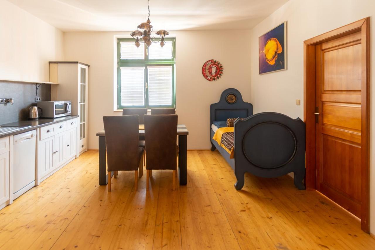 Apartment Sirius F In Center Of Cb Ceske Budejovice Dış mekan fotoğraf