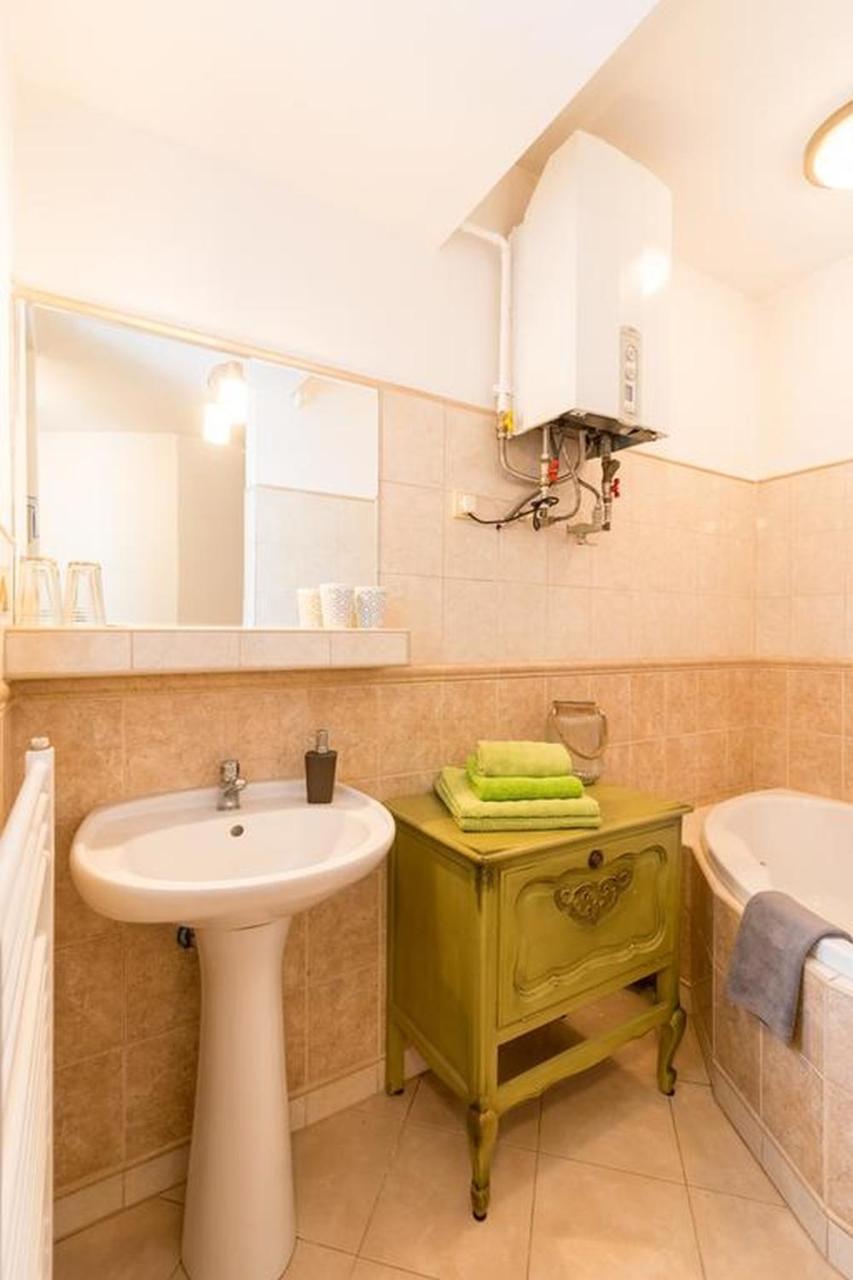 Apartment Sirius F In Center Of Cb Ceske Budejovice Dış mekan fotoğraf